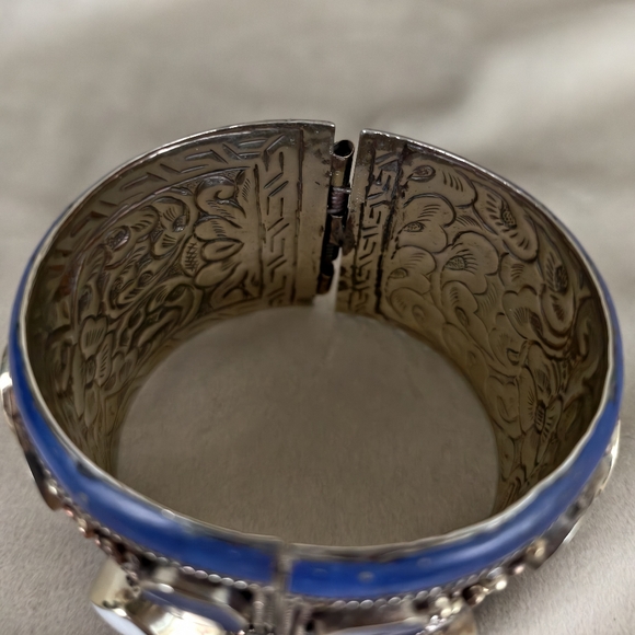 Antique Tibetan Sterling Silver Blue and White Handmade Bracelet - Picture 5 of 8